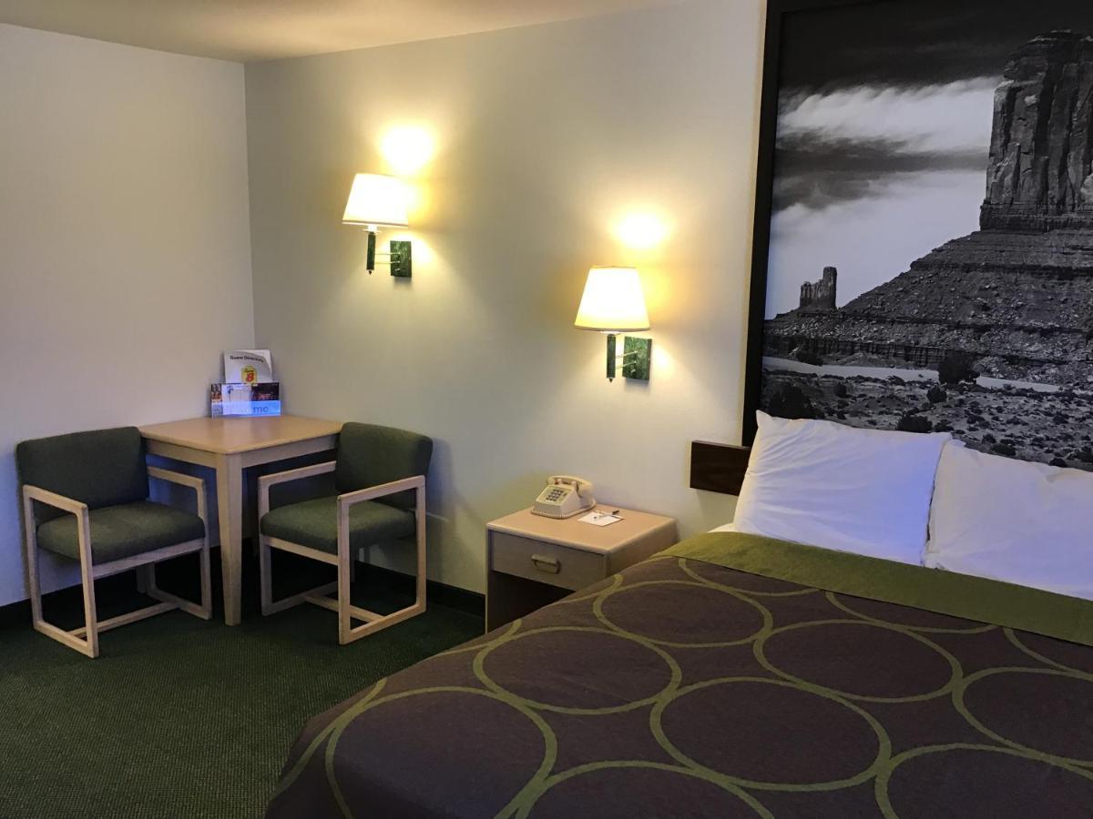 Arch Canyon Inn Blanding Eksteriør billede