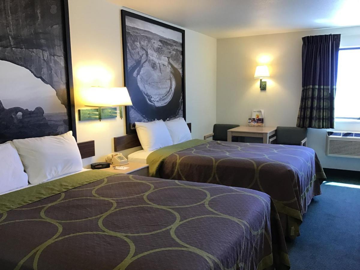 Arch Canyon Inn Blanding Eksteriør billede