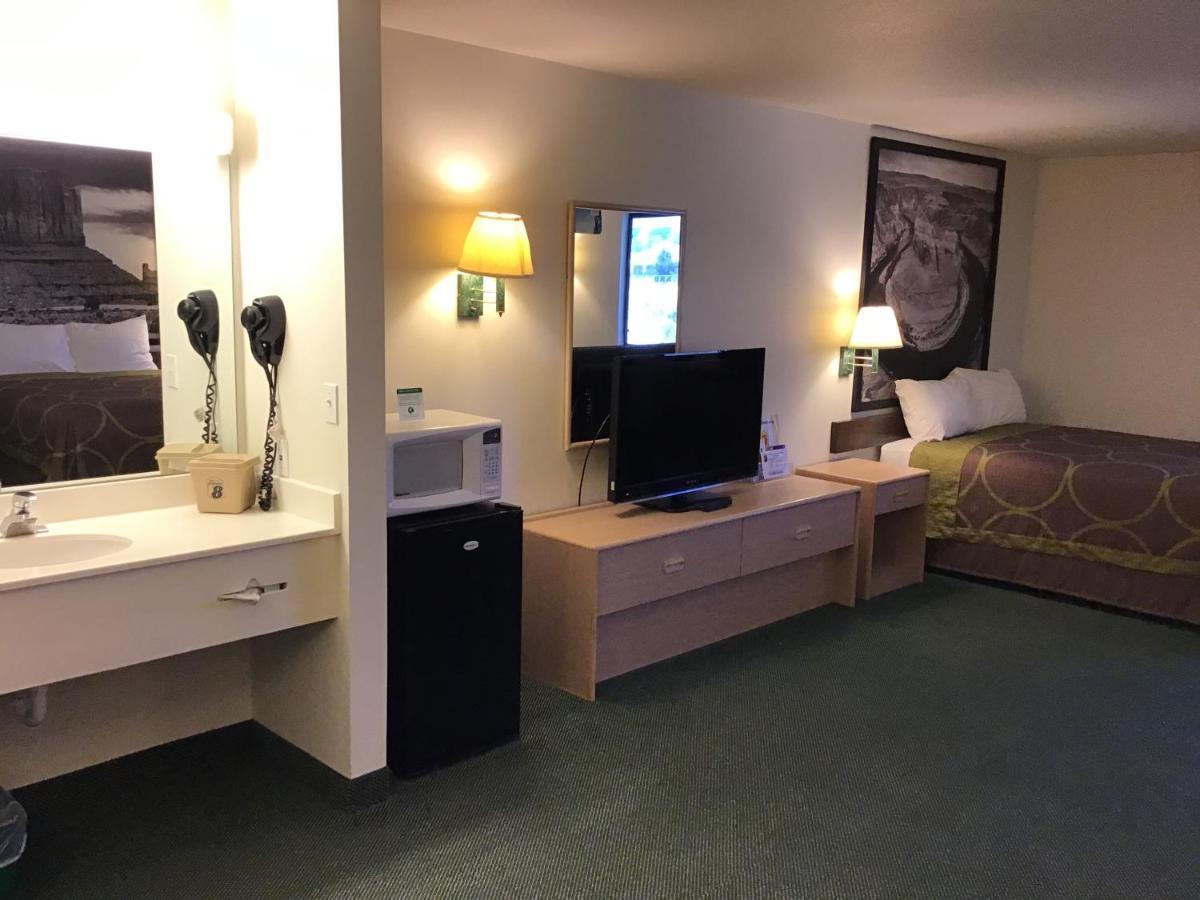 Arch Canyon Inn Blanding Eksteriør billede